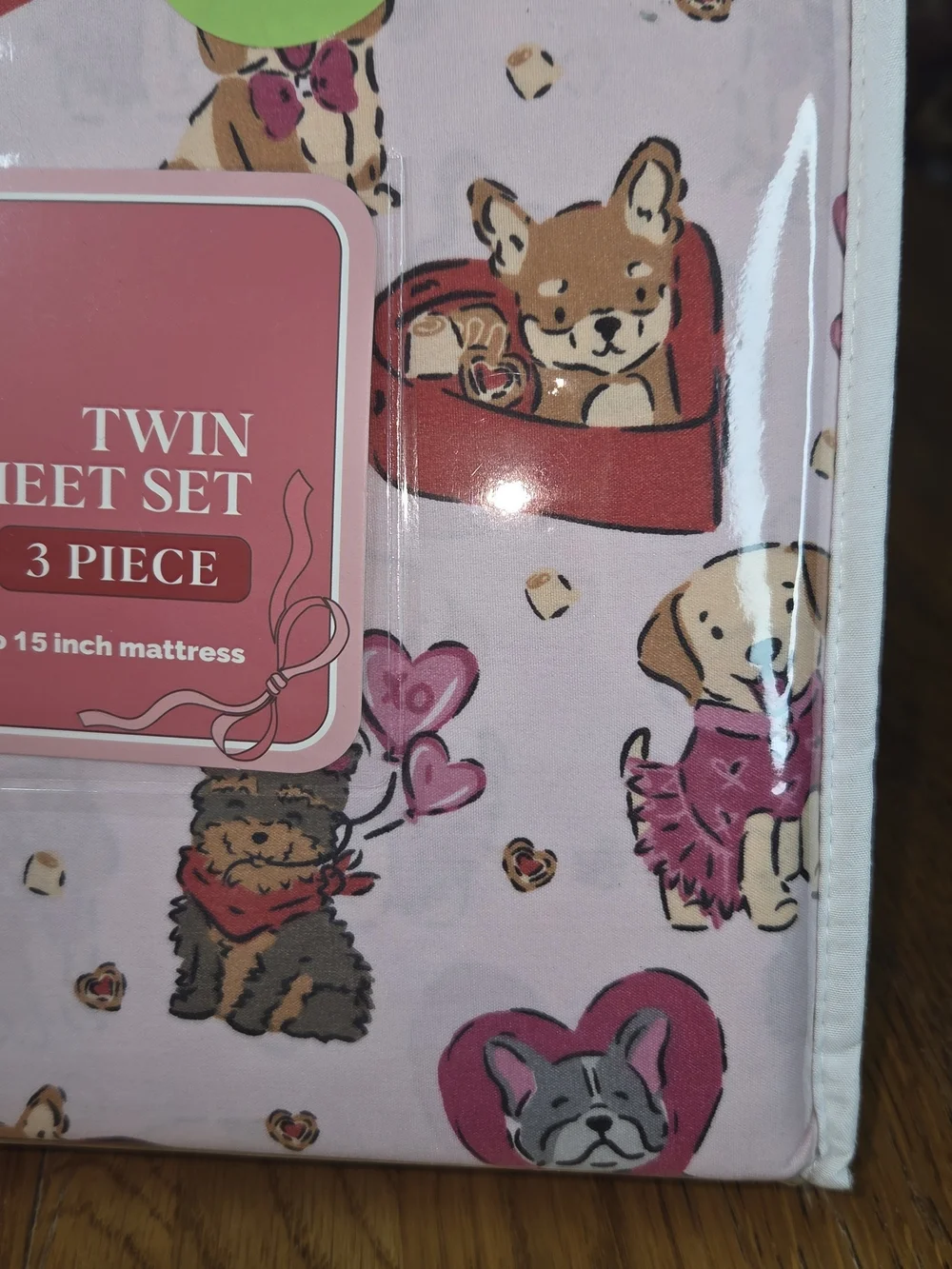 New-XOXO Dog Print 3 Piece Twin Sheet Set in Pink Pockets Up To 15 inch. CP